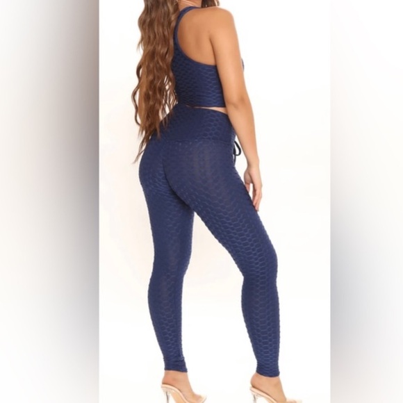 Fashion Nova 2 piece matching set navy blue honeycomb tank scrunch leggings M - Picture 3 of 8